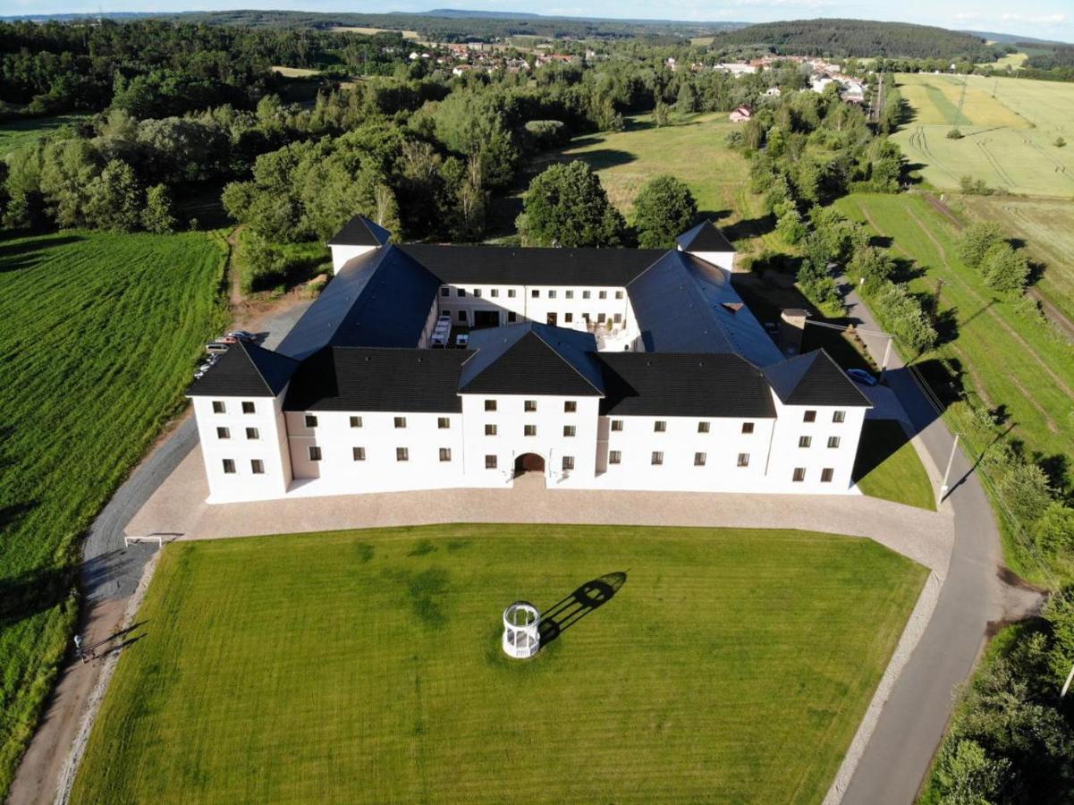 Chateau Sanov Sanov  외부 사진